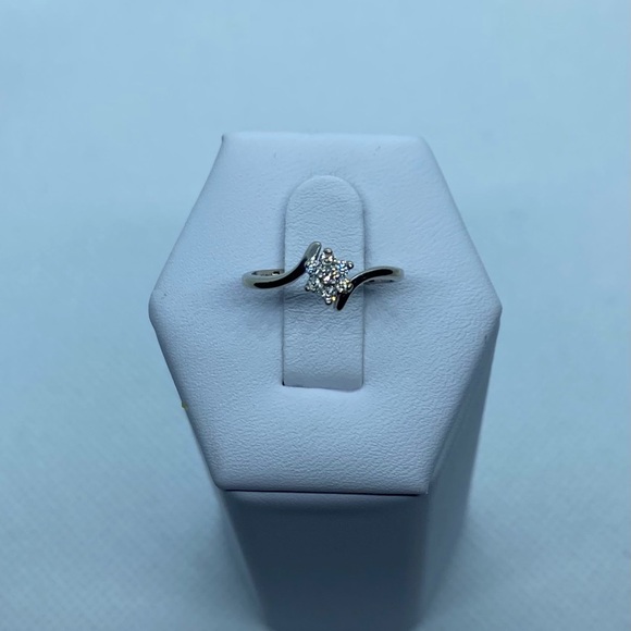 14k Diamond ring